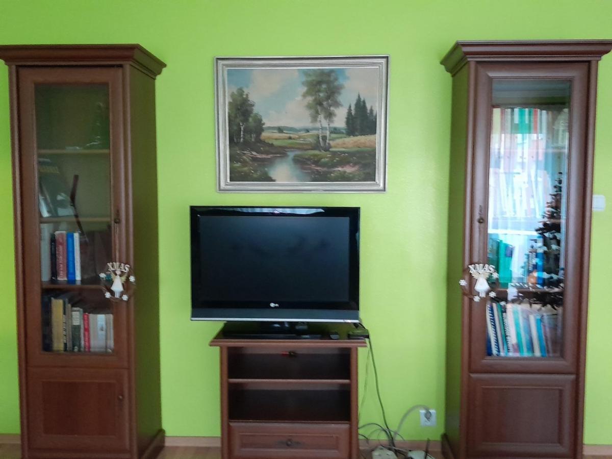 Appartement Przy Parku à Jarosław Extérieur photo